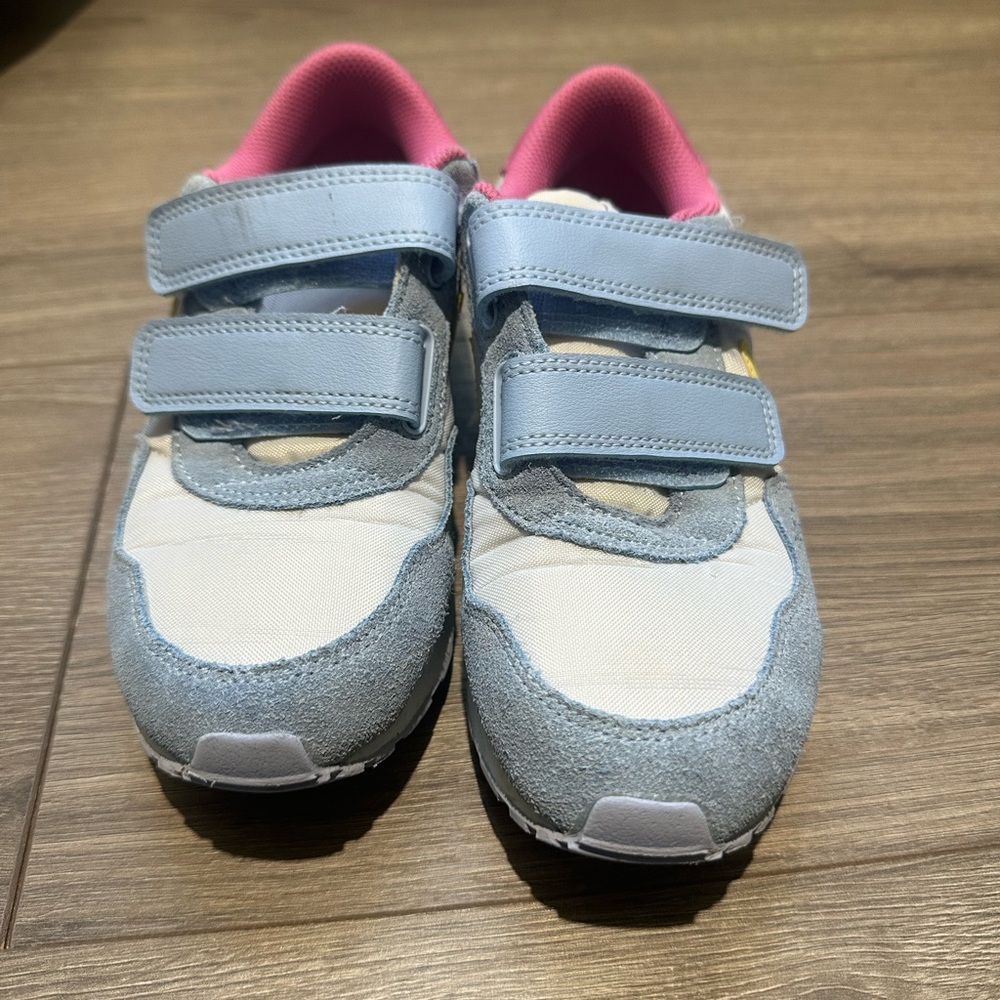 Nike Kids Light Blue, Pink & Yellow Velcro Casual Sneakers - Picture 6 of 15